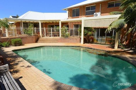 14 St Johns Wood Bvd, Mount Claremont, WA 6010