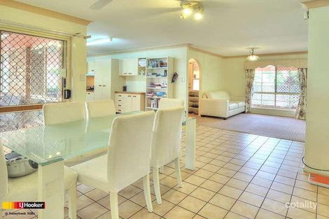 Property photo of 8 Taft Court Stretton QLD 4116
