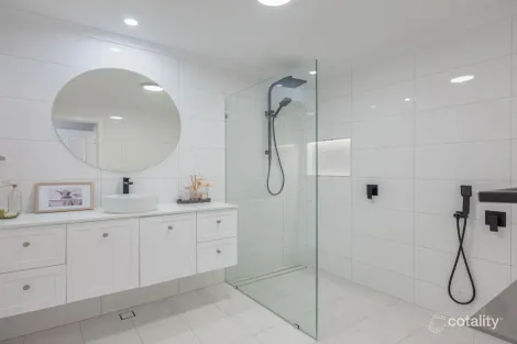 Property photo of 46 Green Trees Road Pie Creek QLD 4570