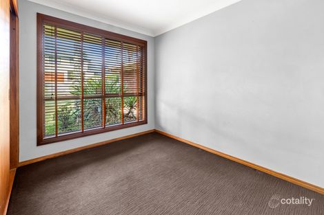 Property photo of 33 Ashford Road Helensvale QLD 4212