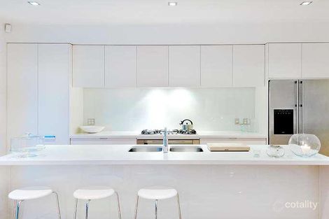 Property photo of 20 Loeman Street Strathmore VIC 3041