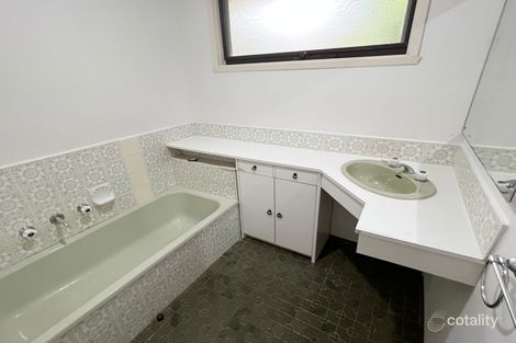 Property photo of 7 Tawonga Court Glen Waverley VIC 3150