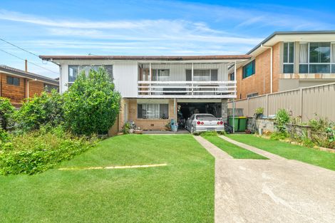 Property photo of 8 Moonah Avenue Southport QLD 4215