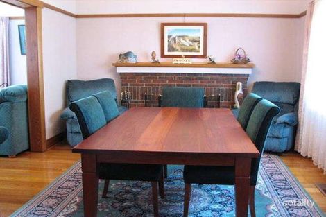 Property photo of 9 Twisden Road Bentleigh VIC 3204