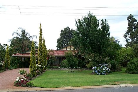 31 Pruiti Cres, Lesmurdie, WA 6076