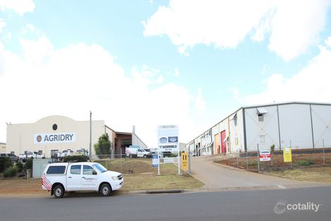 2/11 Molloy St, Torrington, QLD 4350