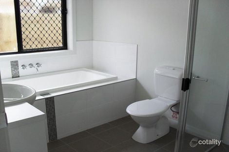 Property photo of 9 Beaumont Drive Pimpama QLD 4209