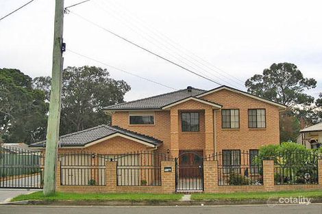 27 Gilbert St, Cabramatta, NSW 2166