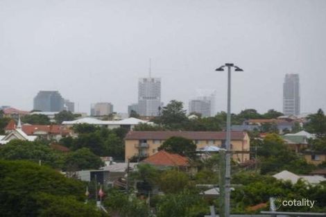 Property photo of 4/30 Shrapnel Road Cannon Hill QLD 4170