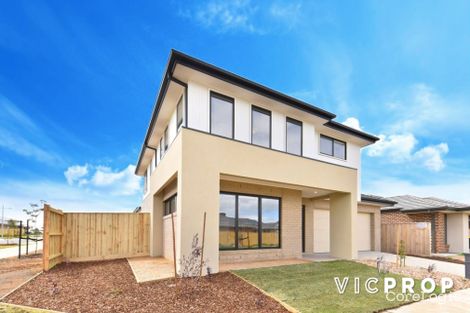 Property photo of 1 Nyanda Grove Werribee VIC 3030