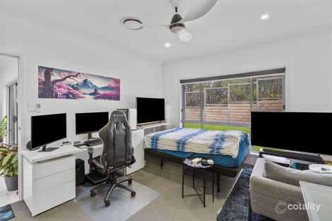Property photo of 76 Samford Drive Holmview QLD 4207