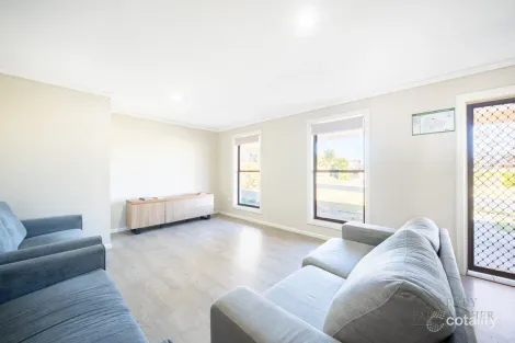 Property photo of 9 Jamison Place Windradyne NSW 2795