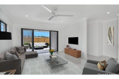 Property photo of 29 Edge Court Manoora QLD 4870