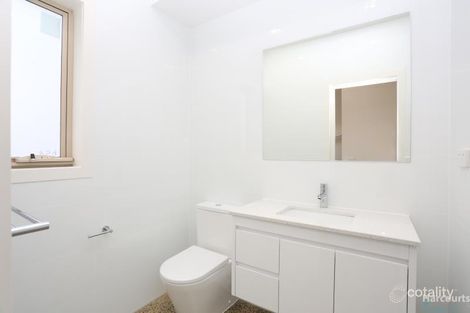 Property photo of 3/35 Whitelaw Street Reservoir VIC 3073