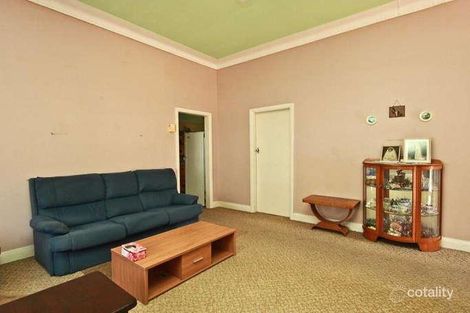 Property photo of 28 Roslyn Avenue Islington NSW 2296