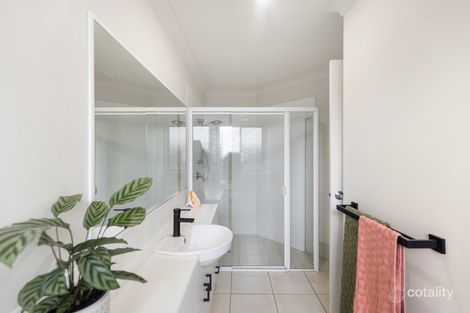 Property photo of 17 Peppermint Crescent Sippy Downs QLD 4556