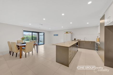 Property photo of 26 Aberfeldy Grove Wollert VIC 3750