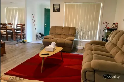 Property photo of 8 Wade Place Orange NSW 2800