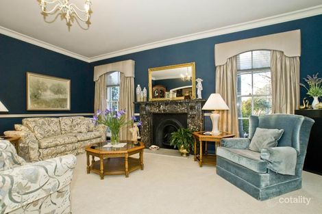 Property photo of 7 Zeus Court Templestowe Lower VIC 3107