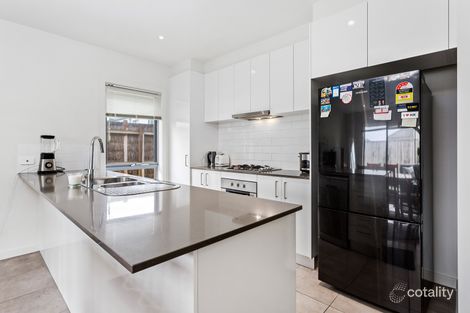 Property photo of 3 Llano Circuit Berwick VIC 3806