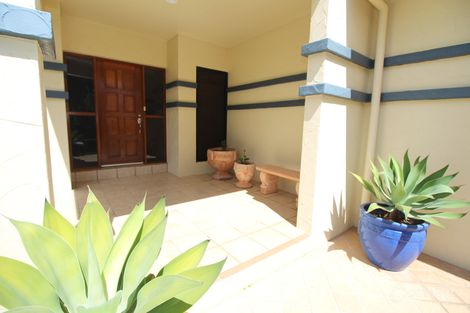 Property photo of 216 Riverside Boulevard Douglas QLD 4814