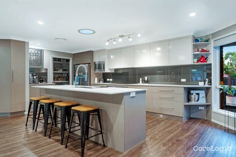 Property photo of 5 Toorak Place Forest Lake QLD 4078