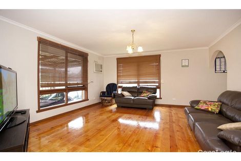 Property photo of 3 Terrigal Court Werribee VIC 3030