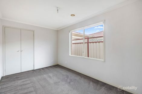 Property photo of 18 Hume Drive Sydenham VIC 3037