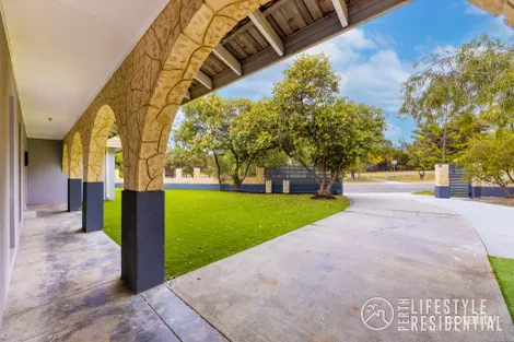 Property photo of 15 Galatea Grove Two Rocks WA 6037