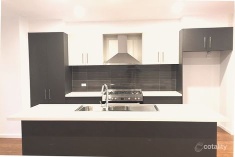 Property photo of 21 Duranta Drive Gowanbrae VIC 3043
