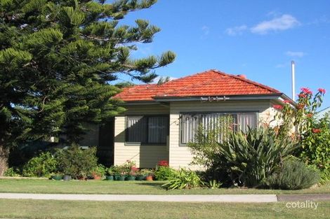 17 Long Cres, Shortland, NSW 2307