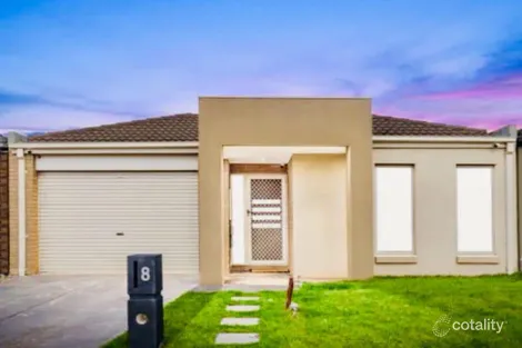 8 Colonus St, Kurunjang, VIC 3337