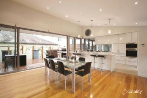 Property photo of 10 Inverness Way Balwyn North VIC 3104