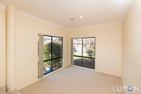Property photo of 8 Gordon Close Nicholls ACT 2913
