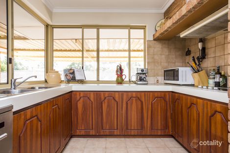 Property photo of 13 Buckingham Crescent Kardinya WA 6163