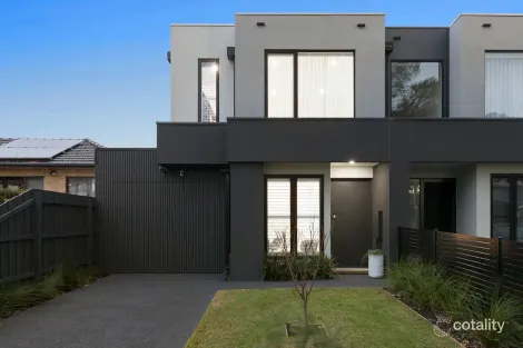Property photo of 8B Devon Street Cheltenham VIC 3192