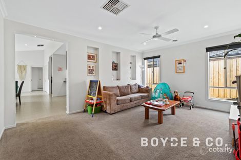 Property photo of 24 Harmon Drive Drouin VIC 3818