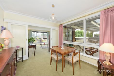 Property photo of 31 Hillside Road Mount Waverley VIC 3149