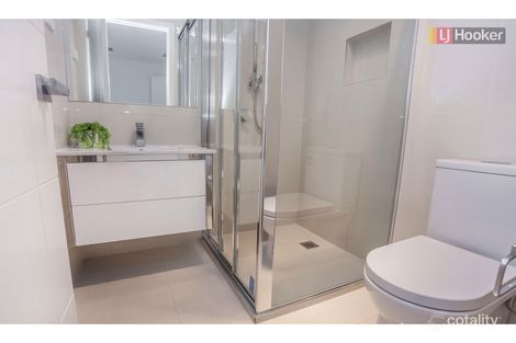 Property photo of 23 Emblem Way Craigieburn VIC 3064