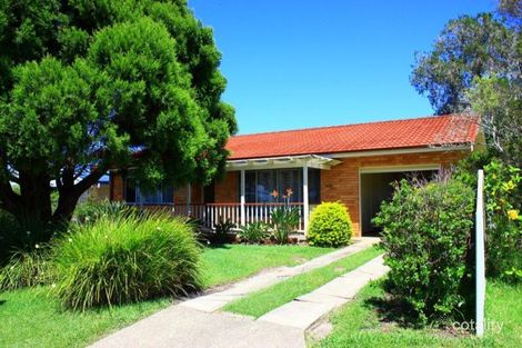 17 High St, Urunga, NSW 2455