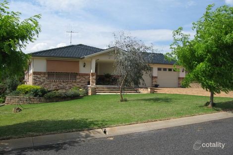 29 Glenburnie Cl, Parkes, NSW 2870