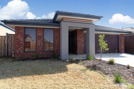 Property photo of 15 Holiday Court Truganina VIC 3029