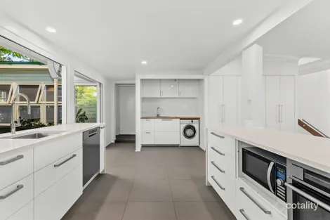 Property photo of 8 Blackstone Street Indooroopilly QLD 4068