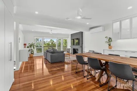 Property photo of 8 Blackstone Street Indooroopilly QLD 4068