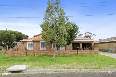 Property photo of 10 Mayfield Grove Altona Meadows VIC 3028