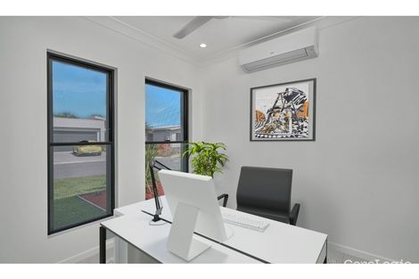 Property photo of 29 Edge Court Manoora QLD 4870
