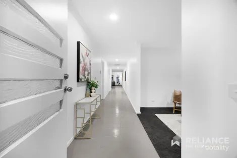 Property photo of 87 Brownlow Drive Point Cook VIC 3030