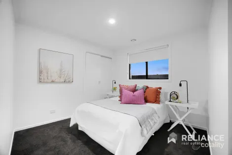 Property photo of 87 Brownlow Drive Point Cook VIC 3030