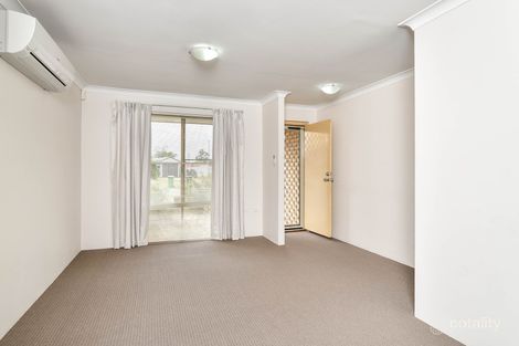 Property photo of 28 Corringle Grove South Lake WA 6164