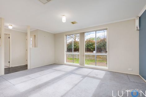 Property photo of 30 Scantlebury Crescent Theodore ACT 2905
